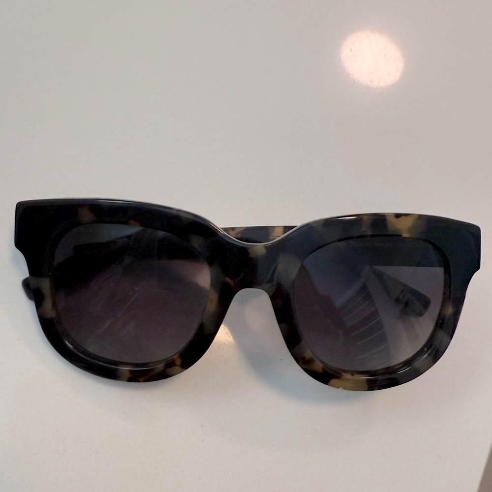 Bailey Nelson Tortoiseshell Sunglasses - image 1